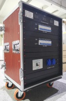 QN-YD/50KW  50KW移动配电箱（正面）